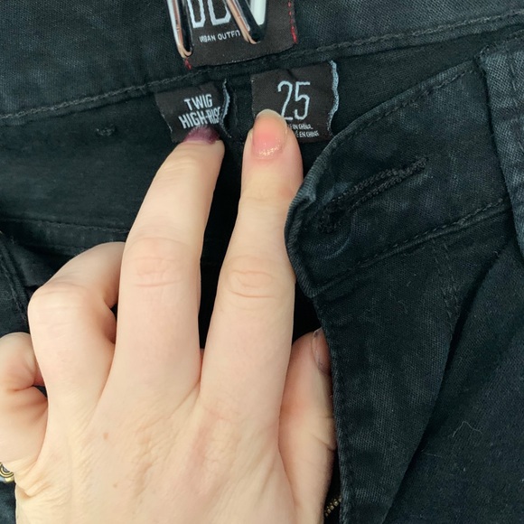 BDG Twig High-Rise Jeans - Picture 2 of 3